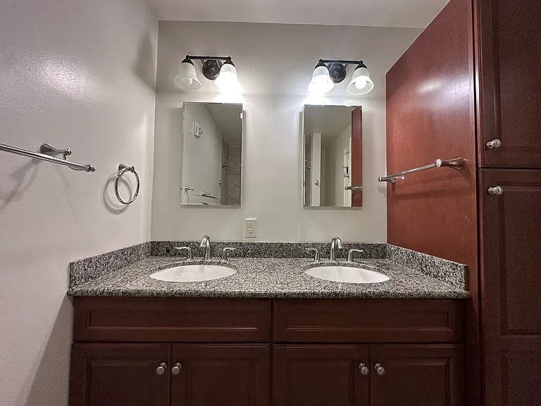 104 N Aurora St #2N — Photo 50