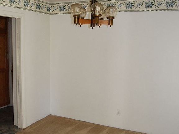 3rd image of 1317 W El Camino Ave
