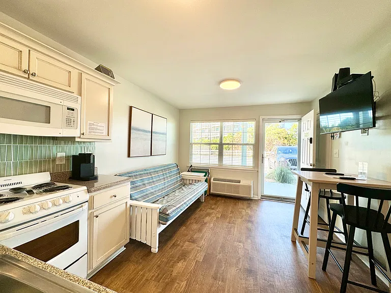 2401 W Fort Macon Rd #1 — Photo 11