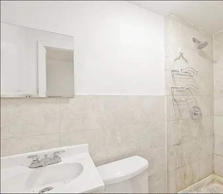 Rented by Creed Realty Group | media 11