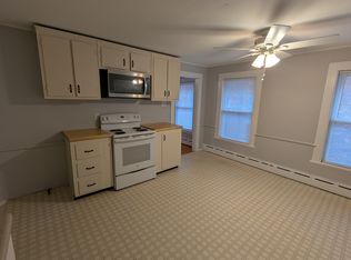 96 Main St #A, Broad Brook, CT 06016