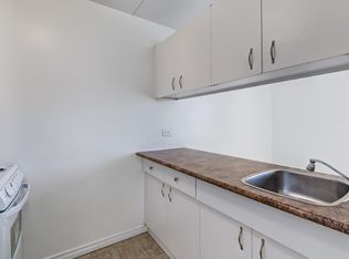 360 Cumberland Ave #2001, Winnipeg, MB R3B1T4