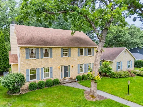 3002 Irvington Way, Madison, WI 53713