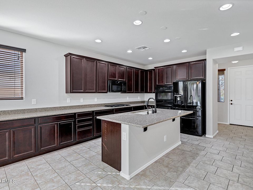 1st image of 42151 W SOMERSET Drive