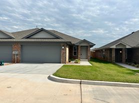 19601 N Pennsylvania Ave