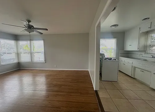 4554 Lakewood LB Photo 1