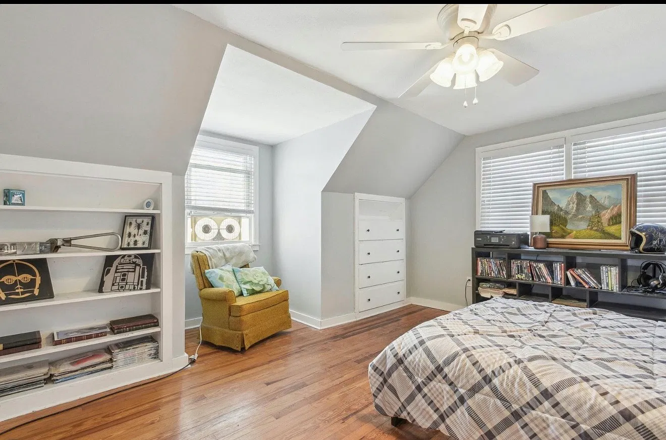 3 bed, 1075 sqft, $2,900 — Photo 4