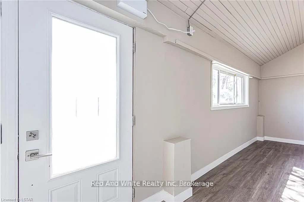2 bed, $1,449 — Photo 3
