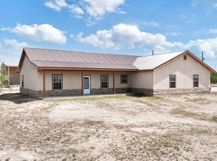 20 Skyline St, Del Rio, TX 78840