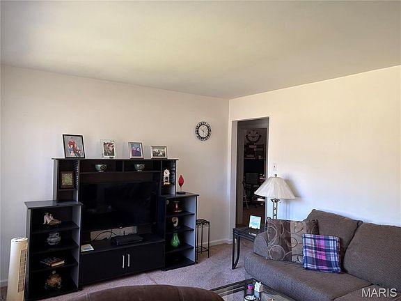 5th image of 10357 Saint Matthew Ln