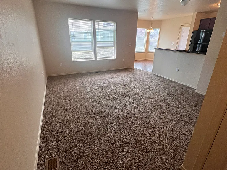 11010 W Brassy Cove Loop — Photo 19