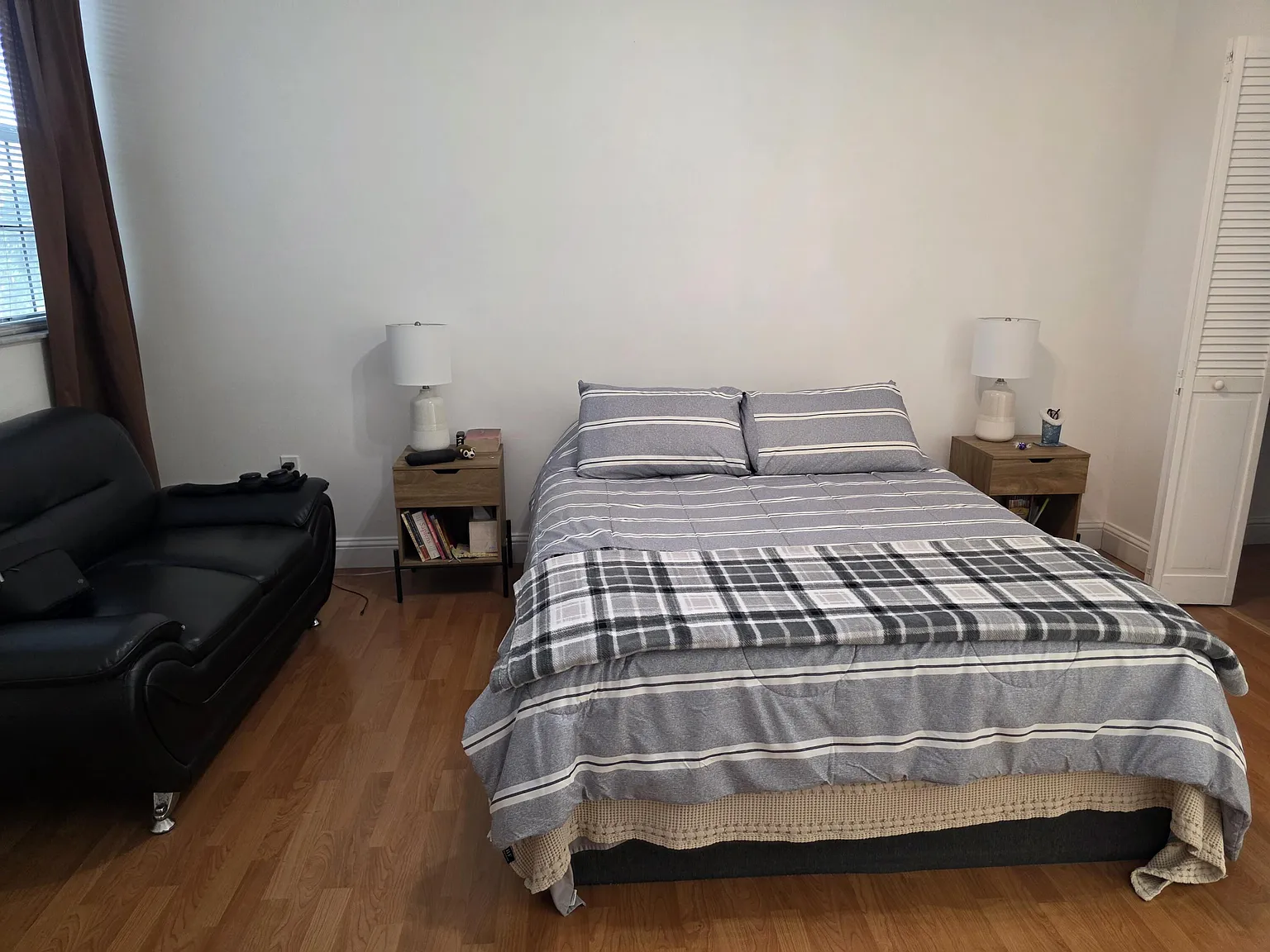 2 bed, 2.0 bath, 854 sqft, $2,150 — Photo 2