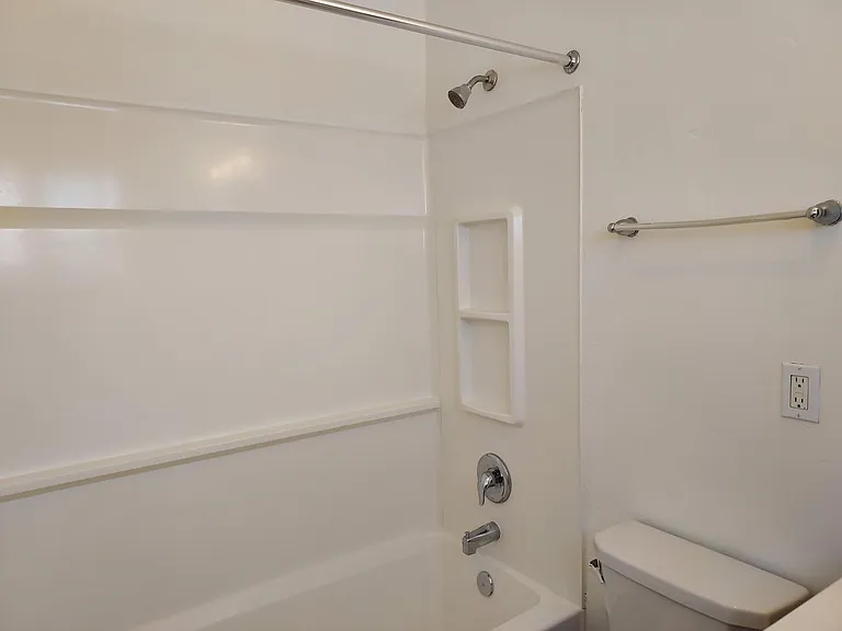 5005 Trojan Ave — Photo 9