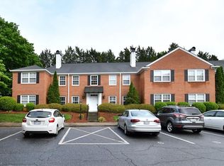 381 D Hanover Arms Ct, Winston Salem, NC 27104