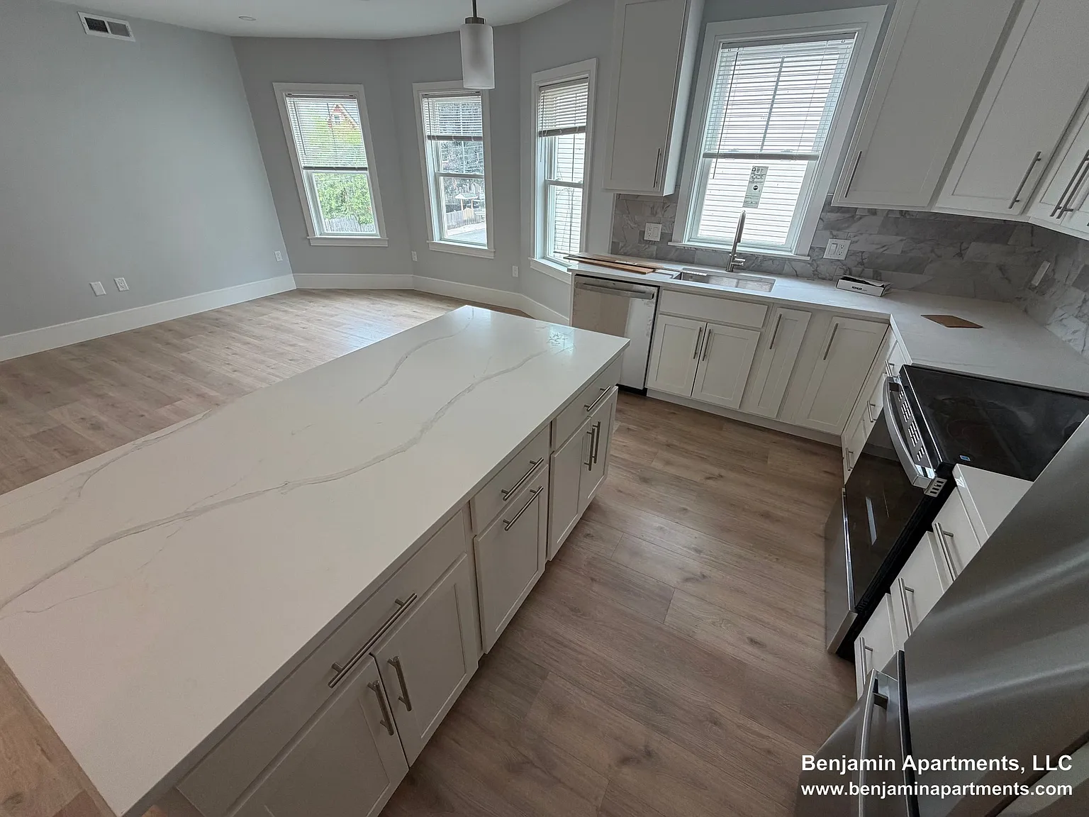 3 bed, 1500 sqft, $4,800 — Photo 3
