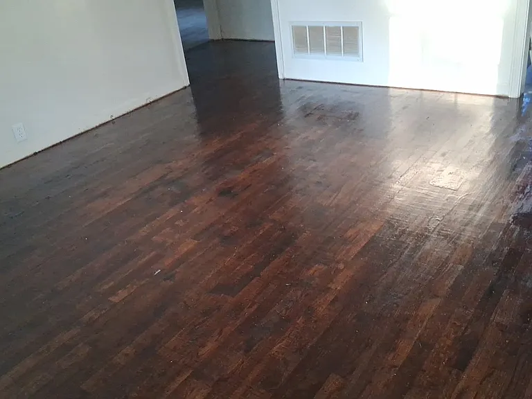 1003 S Grand Ave — Photo 3