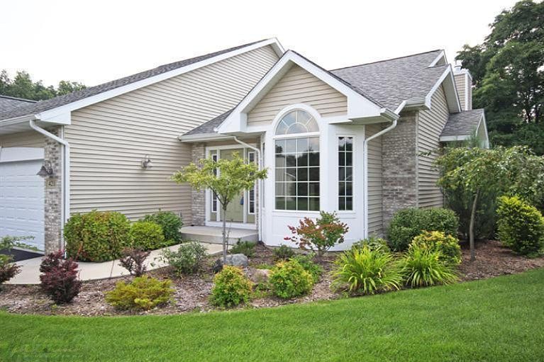 1st image of 421 Potters Dr #69