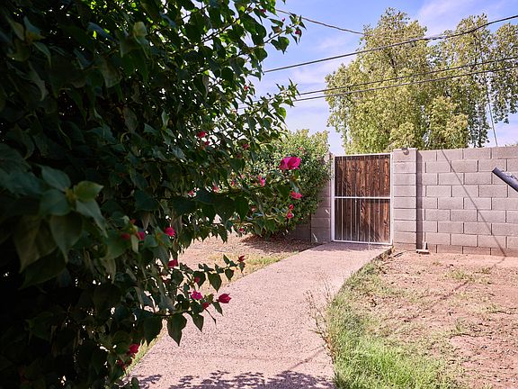 4th image of 2116 W Avalon Dr