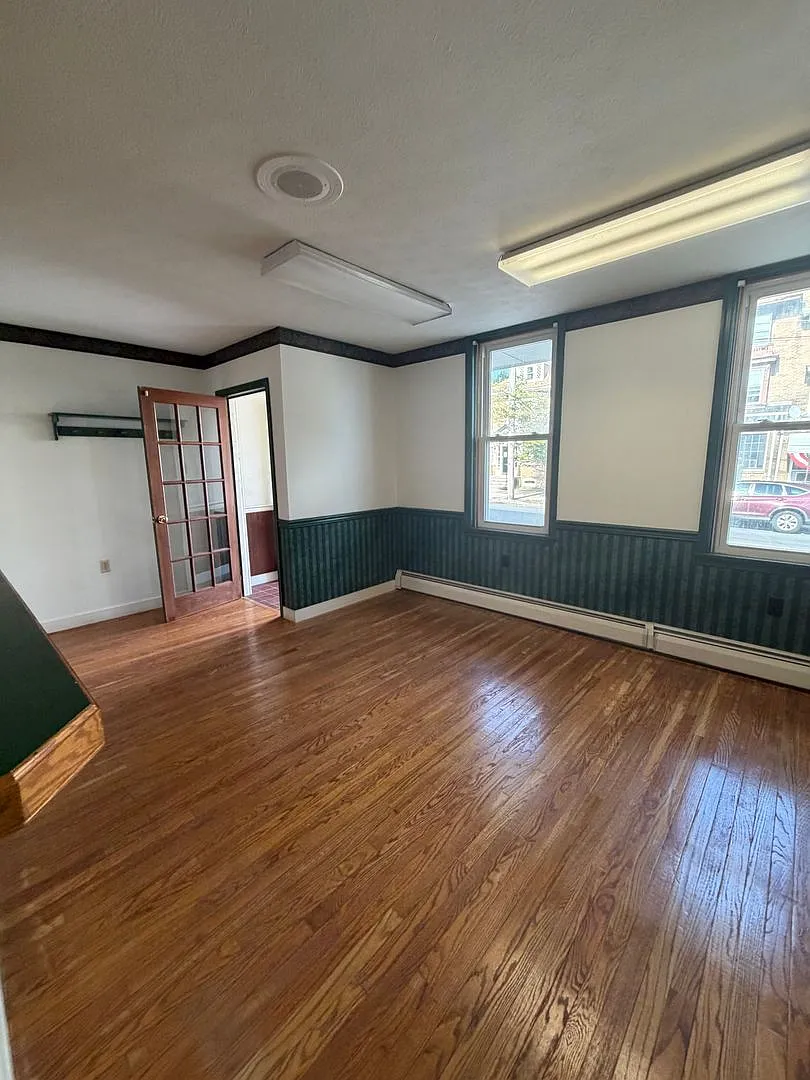 247 S 8th St — Photo 3