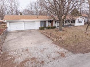1145 E Jean Street, Springfield, MO 65803