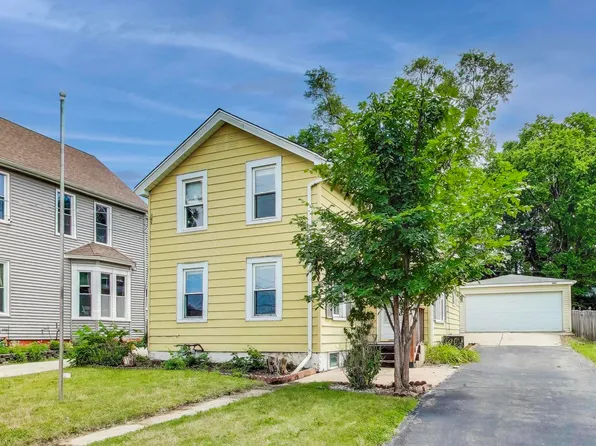 936 Sard Ave, Aurora, IL 60506