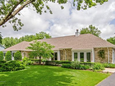 13N465 Chisholm Trl, Elgin, IL, 60124