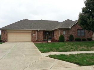 412 Hall Dr, Greenwood, IN 46142