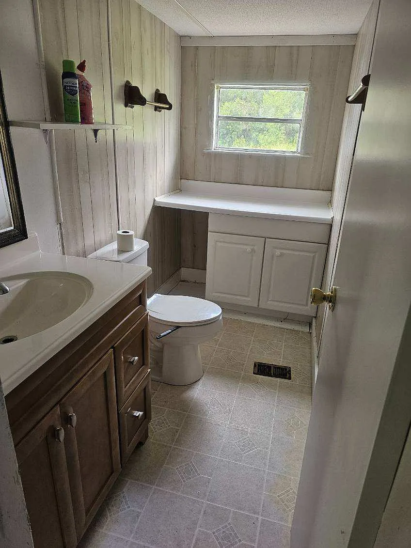 2 bed, 1.5 bath, 900 sqft, $1,300 — Photo 4