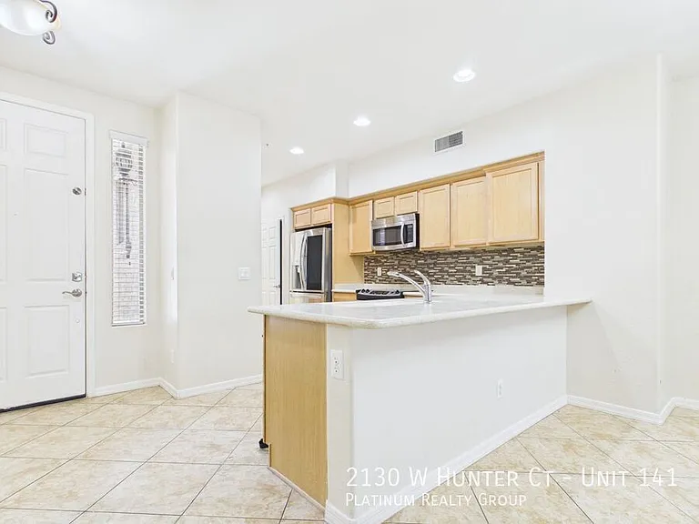 2130 W Hunter Ct #141 — Photo 5