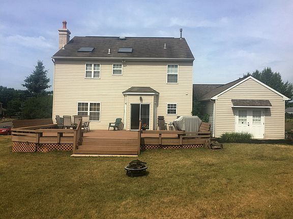 Large Level Back Yard