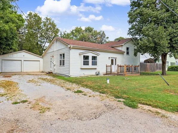 126 W 58th St S, Wichita, KS 67217