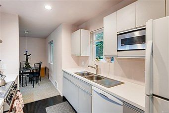 5th image of 11122 Seola Beach Dr SW