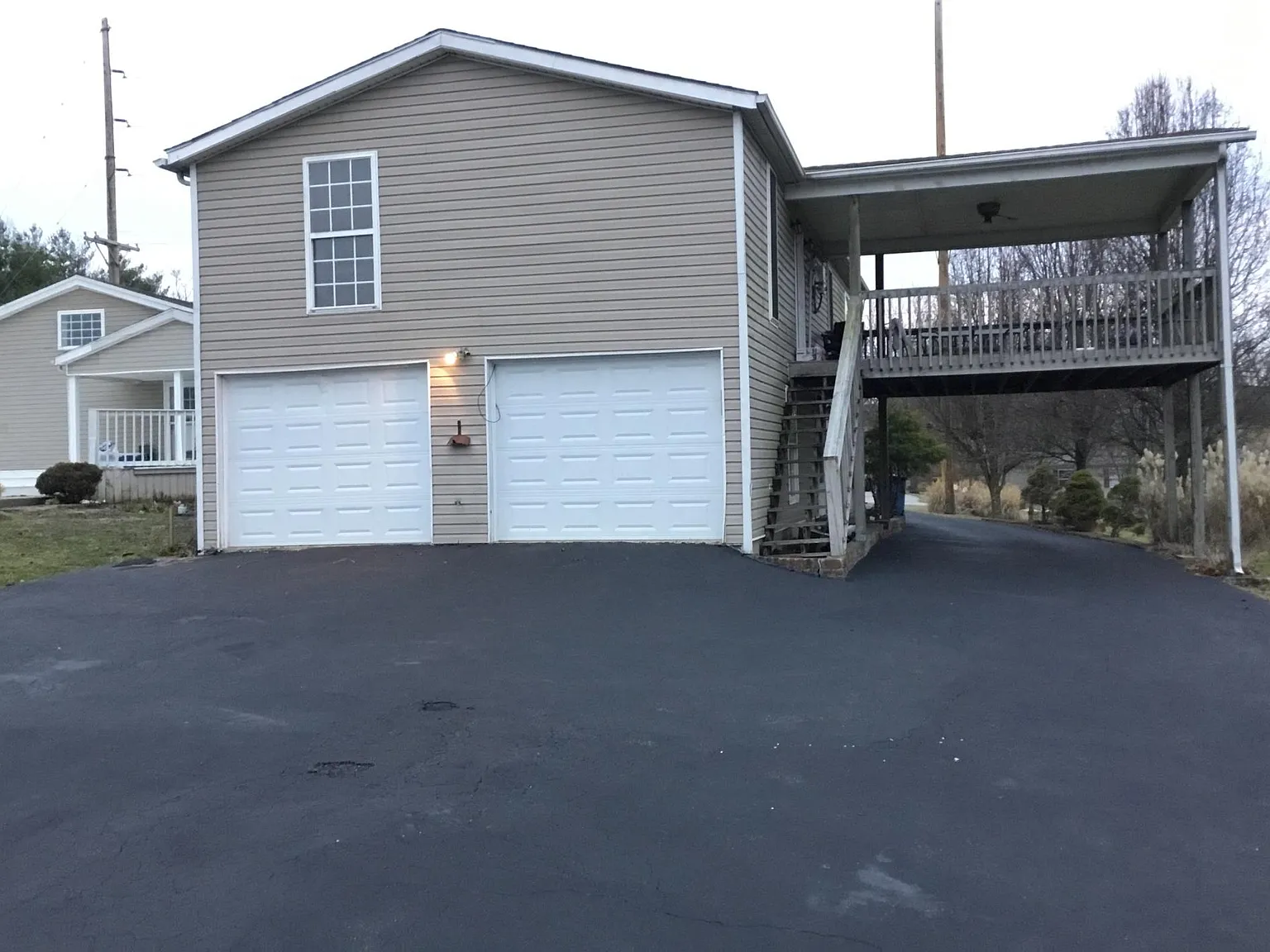 2 bed, 1100 sqft, $1,300 — Photo 3