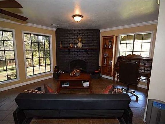 4th image of 515 W Park Manor Dr