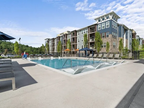 Hawthorne at Mills Gap