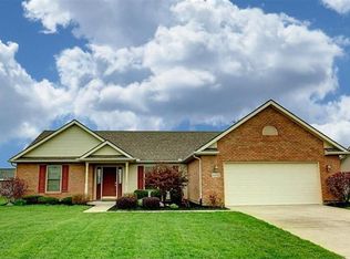 1435 Edinburgh Dr, Troy, OH
