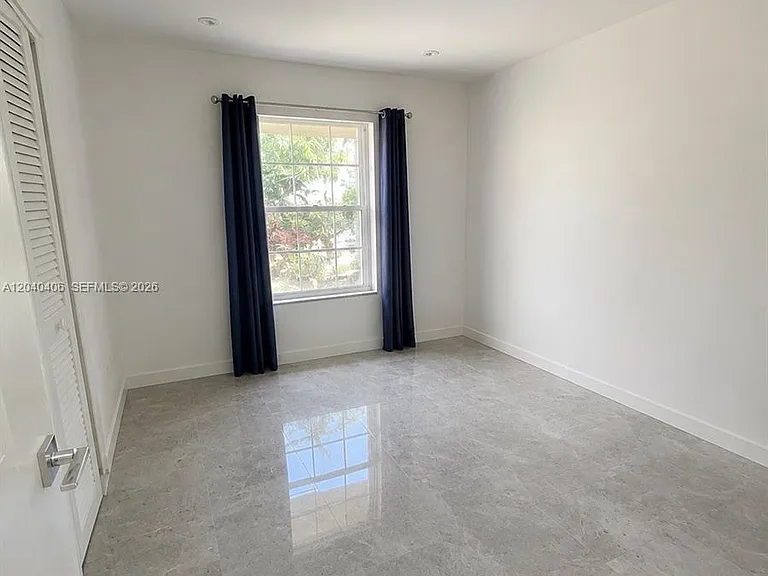 112 Fox Rd #2-50 — Photo 14