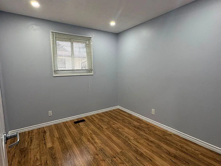 98 Marksam Rd — Photo 9