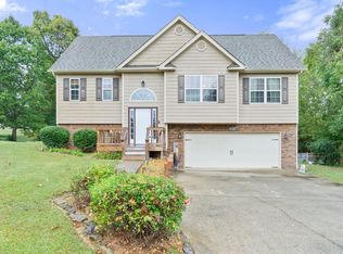 285 Cooper Rd, Rock Spring, GA 30739