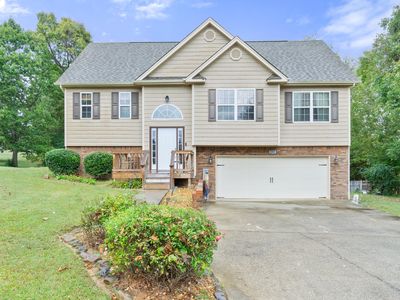 285 Cooper Rd, Rock Spring, GA, 30739