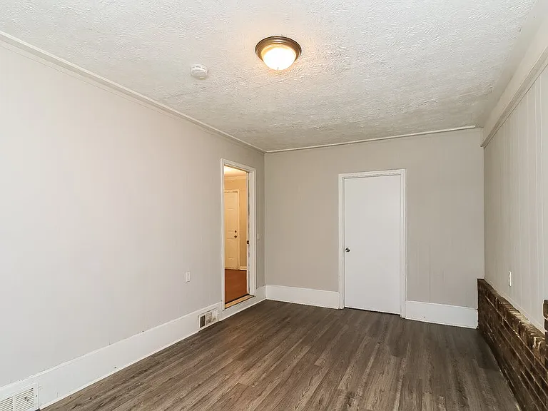 851 Grayson Hwy — Photo 14