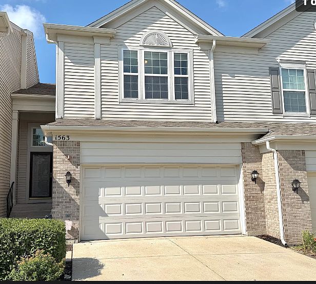 1st image of 1563 Yellowstone Dr