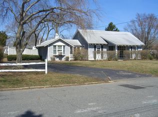 904 Prospect Ave, Spring Lake, NJ 07762