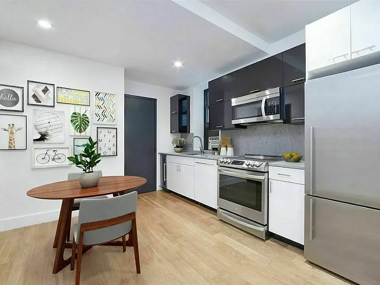 144 E 24th St #4-C — Photo 1