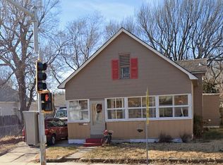 907 N Monroe St, Hutchinson, KS 67501