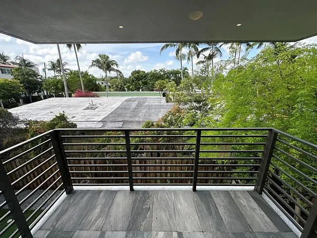 2 bed, 2.5 bath, $4,250 — Photo 3