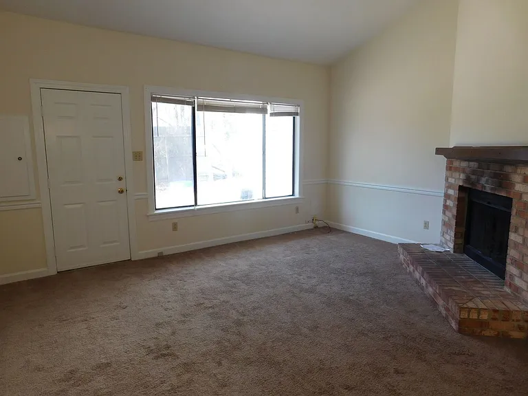 1507 College Way — Photo 16