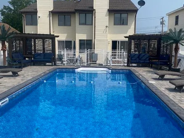 216 Arnold Ave #A, Pt Pleasant Beach, NJ 08742