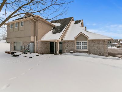 9056 W Elm Ct, Franklin, WI, 53132