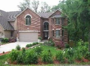 1307 Prospect Ave, Willow Springs, IL 60480